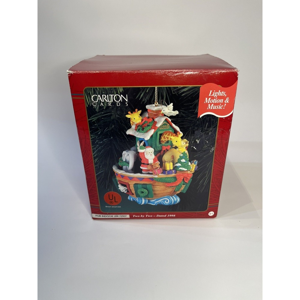 Heirloom Collection Noah's‎ Ark Santa Ornament